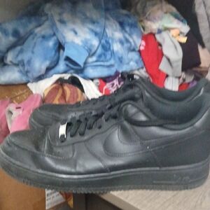 Nike All-Black Athletic Sneakers